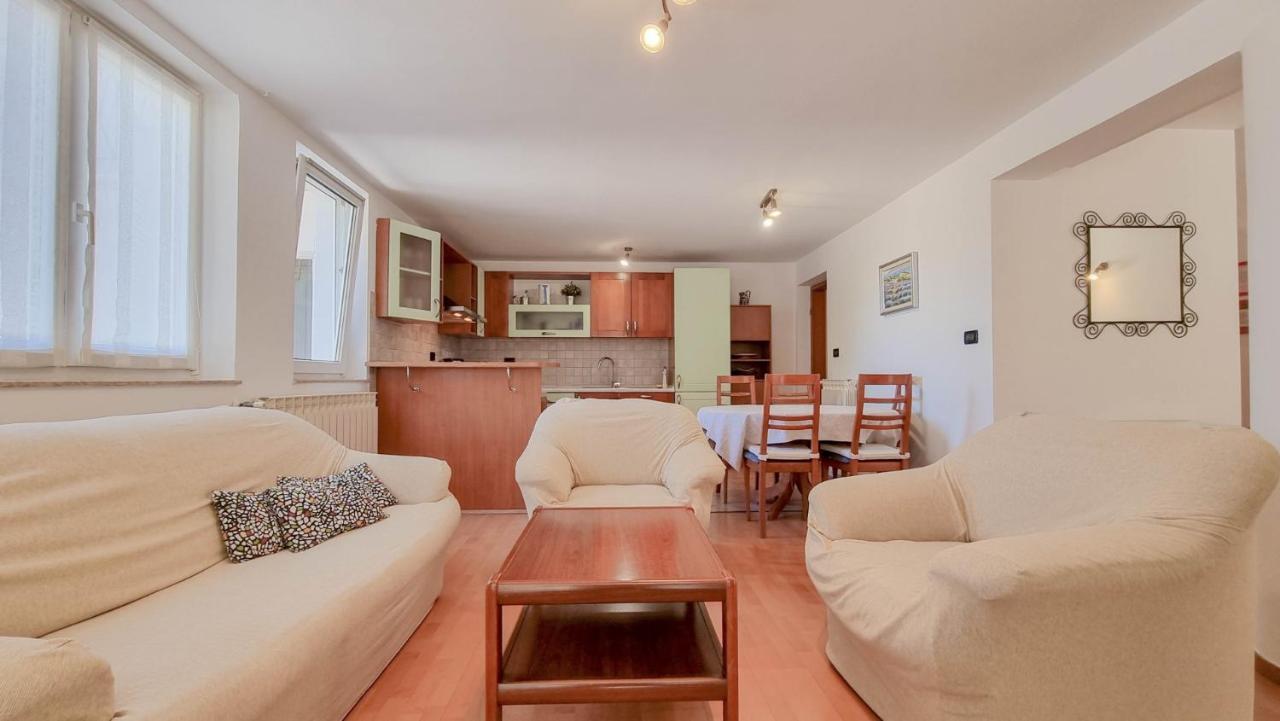Ena Apartment Novigrad  Exterior photo