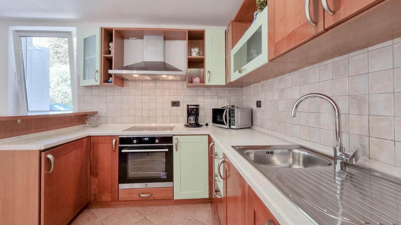 Ena Apartment Novigrad  Exterior photo